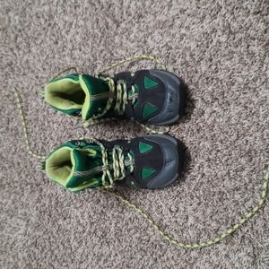 Kids Hiking Boots